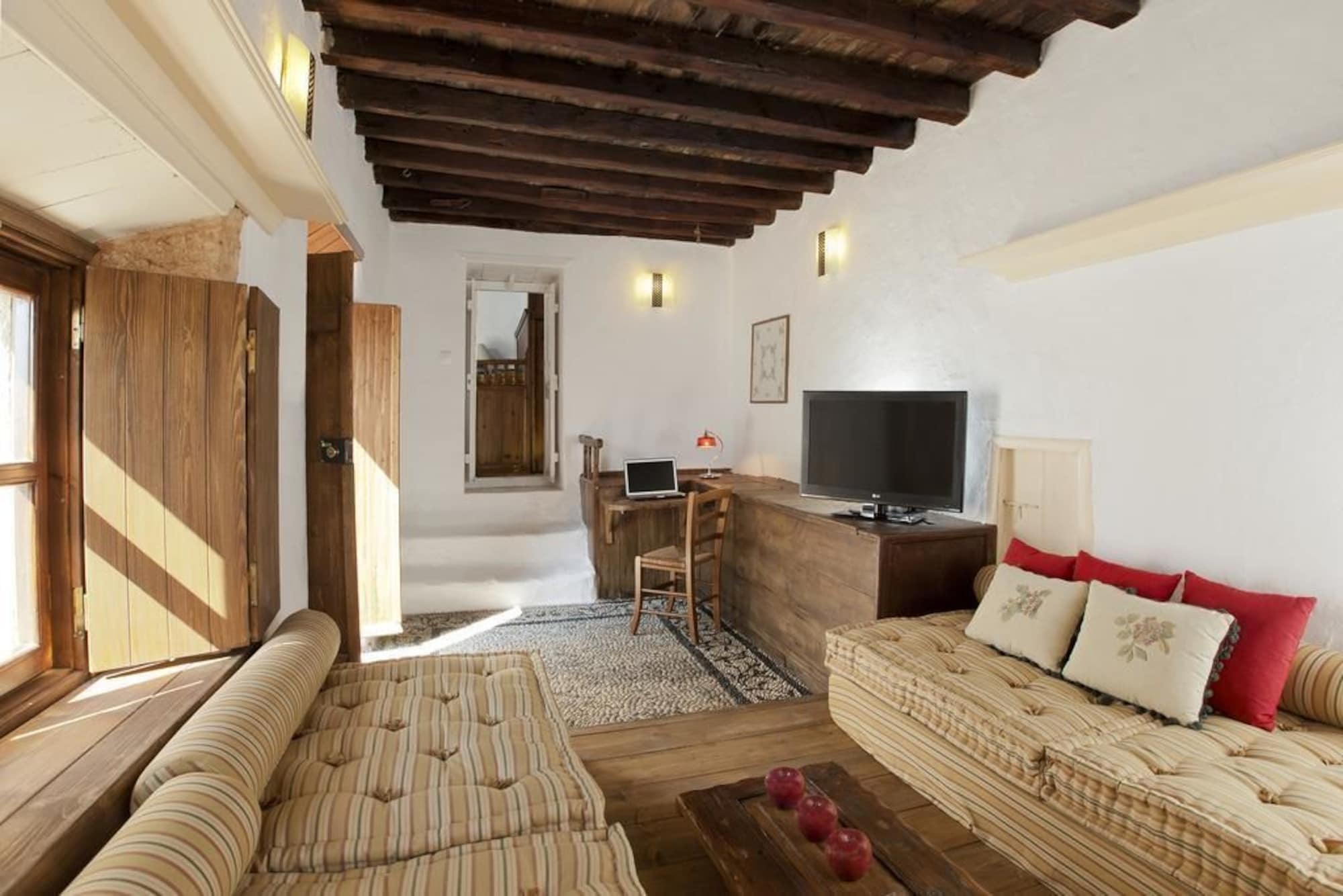 Casalindos Cottage מראה חיצוני תמונה